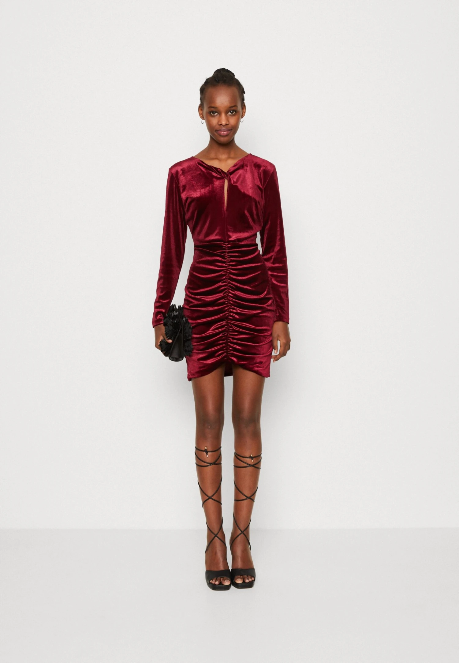 Wal G Valentines Dolly Cut Out Mini - Cocktail Dress / Party Dress - Wine - Image 2