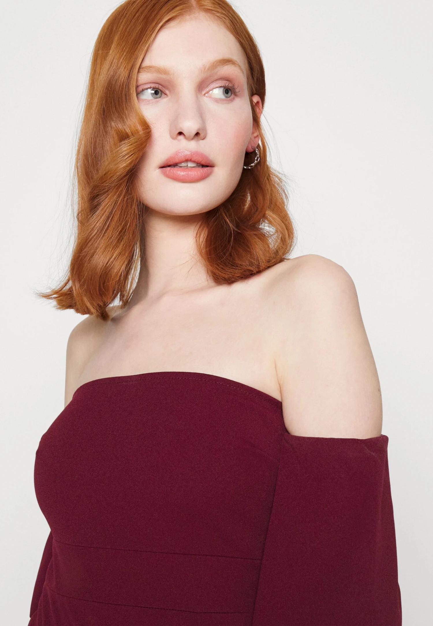 Wal G Cylon Off Shoulder Midi Dress - Cocktail Dress / Party Dress - Berry Wine - Image 4