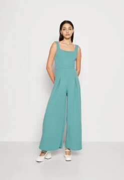 Wal G Rian Wide Leg Pleat - Jumpsuit - Sage Green